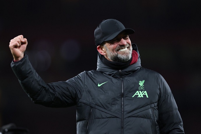 “孩子说爱我胜过爸爸”：克洛普泪目回忆利物浦九年魔幻旅程